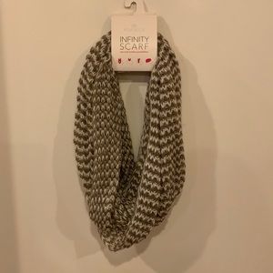 New Brownish/gray infinity scarf
